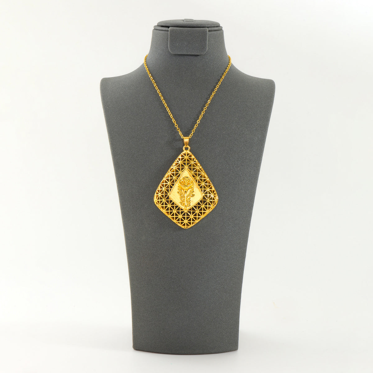 Hollow Rose Necklace