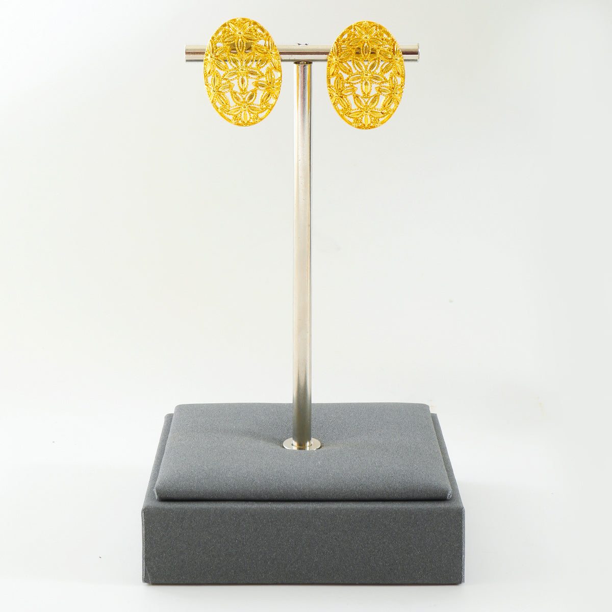 Jewelry set (necklace + earrings)